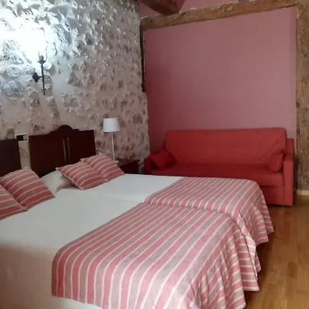 Rincon Castellano Otel Cuéllar