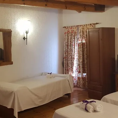 Rincon Castellano Otel