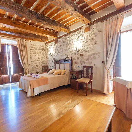 Rincon Castellano Hotel 2*