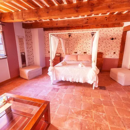 Rincon Castellano 호텔 Cuéllar