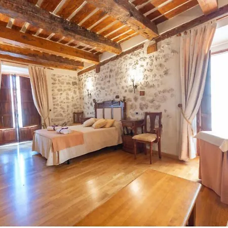 호텔 Rincon Castellano 2*