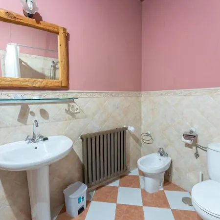 Rincon Castellano Otel Cuéllar