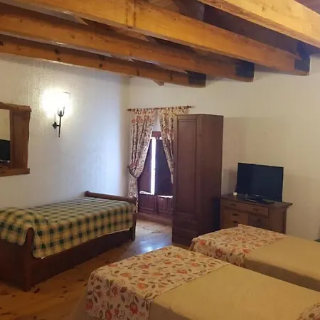 Rincon Castellano Otel Cuéllar