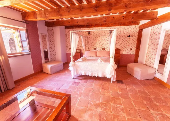 Rincon Castellano 酒店 Cuéllar